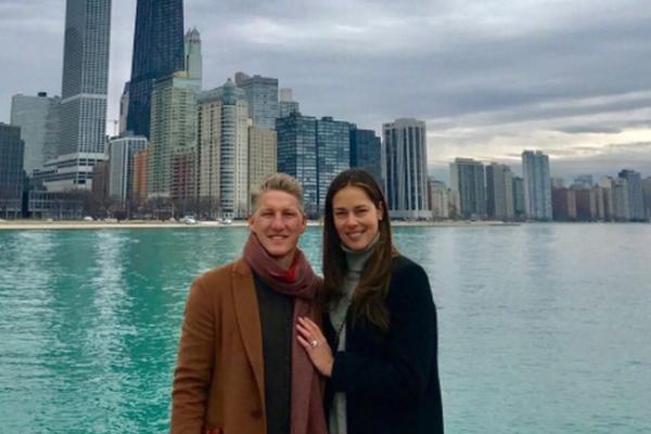 ANI I ŠVAJNIJU DOSADIO VETROVITI GRAD: Nemački fudbaler planira da napusti Čikago posle Nove godine!