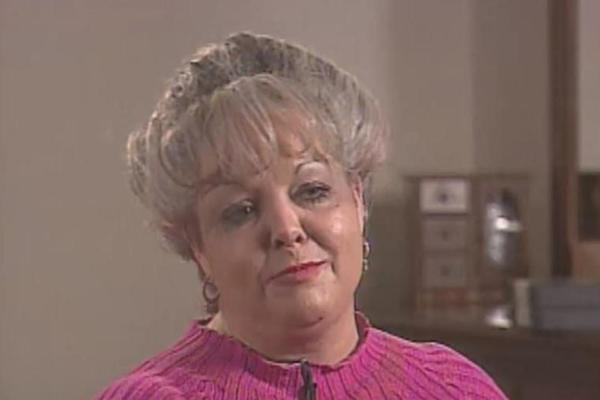 23 GODINE NOSILA ISTU FRIZURU: Kada se vratila od frizera, reakcije su bile...(VIDEO)