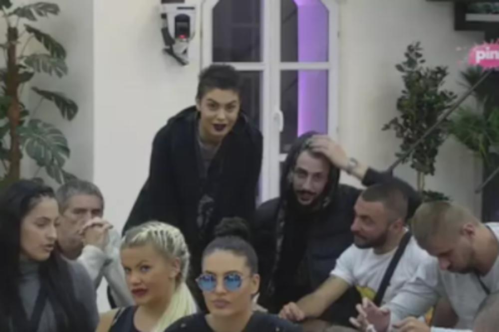 NIJE NI SVESNA KAKO ĆE JOJ SE OVO OBITI O GLAVU! Mina razvezala jezik pa oplela po Anđeli Veštici - sad će tek krenuti HAOS! (VIDEO)