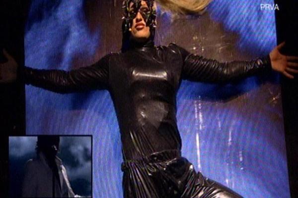 KIDANJE OD SMEHA! NAJLUĐI NASTUP U TLZO SVIH VREMENA: Pagonis kao JK, a Mira kao Lukas! Žiri izneverovao kad ih je video, a tek ČUO!