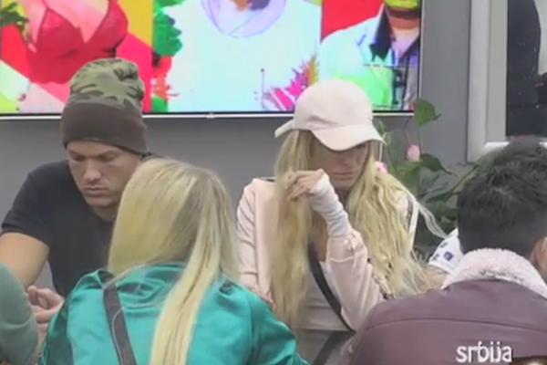 GLUME LJUBAV DA PRIKRIJU HOMOSEKSUALNOST?! Luna Đogani pukla pred svima, pa PRIZNALA OVO! (VIDEO)