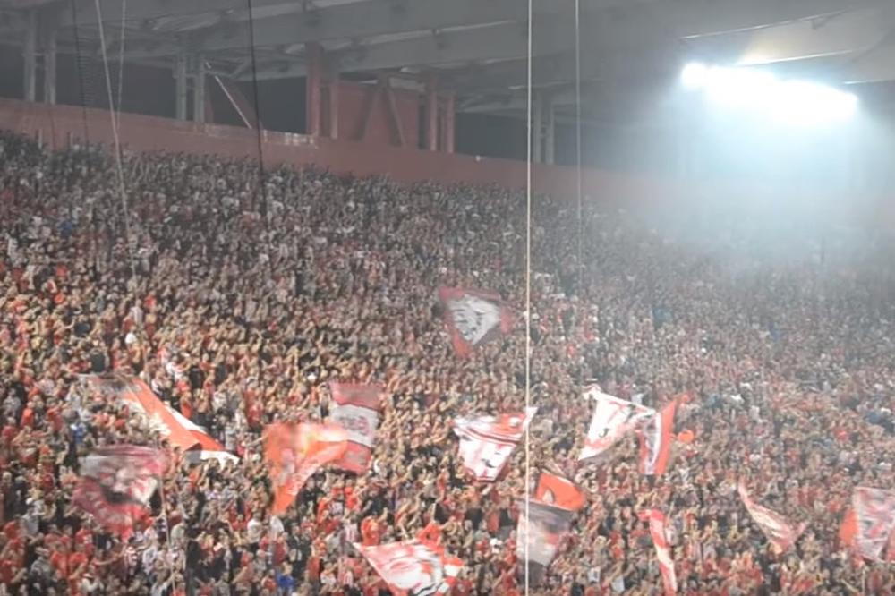 Gejt 7 je imao totalno bizarnu 3D koreografiju protiv PAOK-a, ali za nju postoji savršeno logično objašnjenje! (VIDEO)