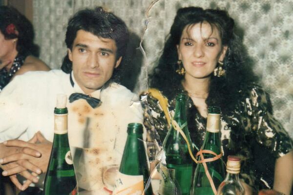 SVE ŠTO JE VREDELO, NESTALO JE! ANĐELE MOJ JEDINI: Potresne reči supruge i ćerke Sinana Sakića potresle Srbiju