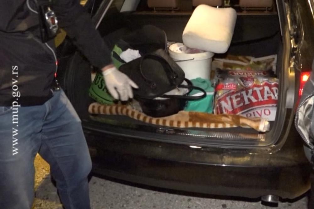 OTVORILI SU GEPEK, A TAMO...: Pogledajte kako su pali SRPSKI ŠVERCERI ORUŽJA i šta su sve krili (VIDEO)