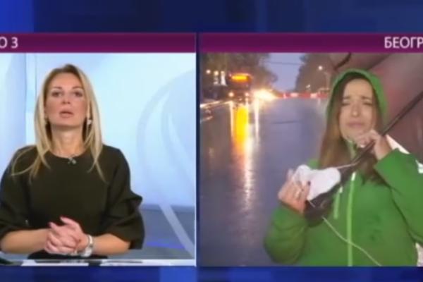 REPORTERKU RTS NAPAO KIŠOBRAN! Ovo je za plakanje od smeha! (VIDEO)