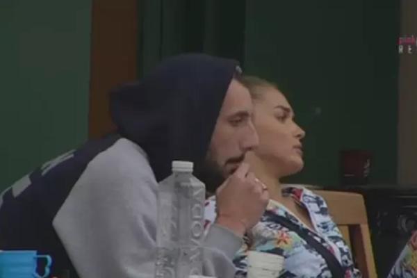 KAKAV ŠAMAR! Ispadaš SMEŠNA dok Anđelo LEŽI SA Minom! Đekson URNISAO TEODORU!  (VIDEO)