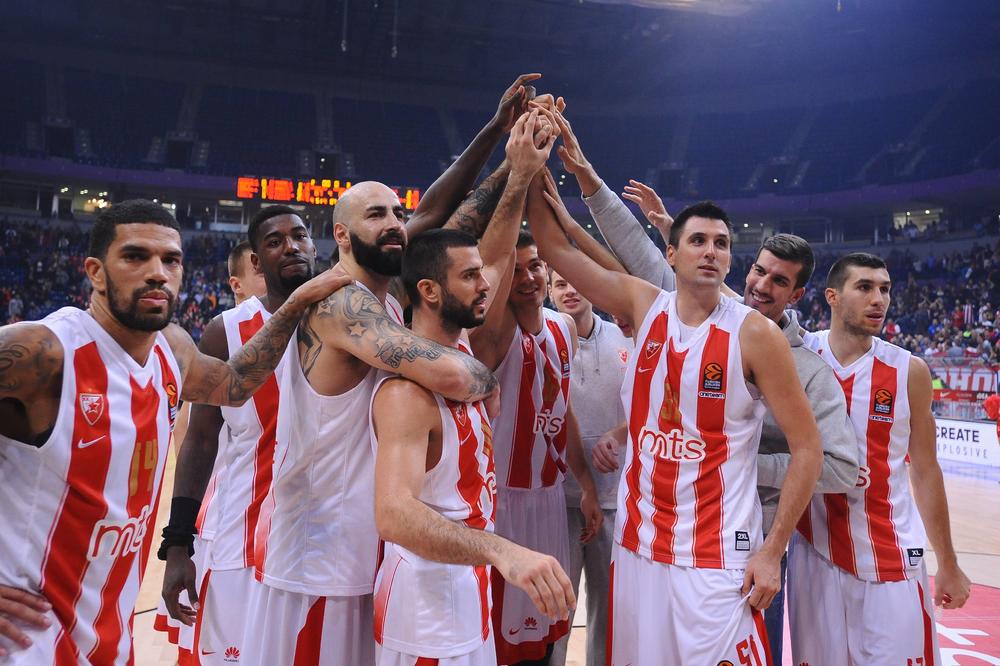 Jedan igrač Crvene zvezde umalo da dobije srčani udar tokom utakmice sa Makabijem! (VIDEO)