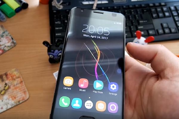 MA KAKAV AJFON, KAKAV  SAMSUNG! Ovaj telefon ima bateriju koja traje 3 dana više i to nije sve! (VIDEO)