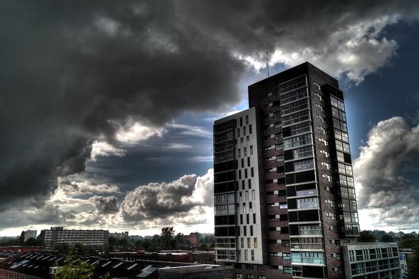 ŽUTI METEOALARM NA SNAZI! zbog jakog vetra izdata posebna UPOZORENJA!  (VIDEO)