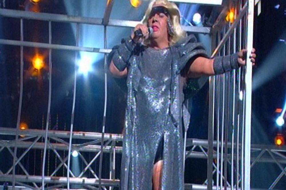 TINA TARNER ILI SARUMANOV BRAT BLIZANAC? Pogledajte Baneta Vidakovića, ako smete i biće VAM JASNO! Objasnio je šta je ZABAVA! (VIDEO)