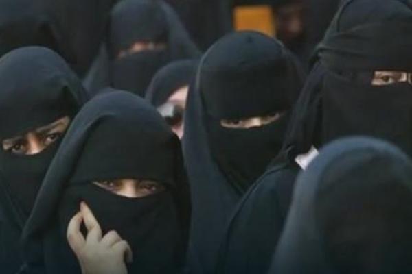 PRVO SU IM DOZVOLILI DA SEDNU ZA VOLAN, A SADA: Žene u Saudiskoj Arabiji sada smeju i OVO DA RADE, ali... Postoji i ALI!