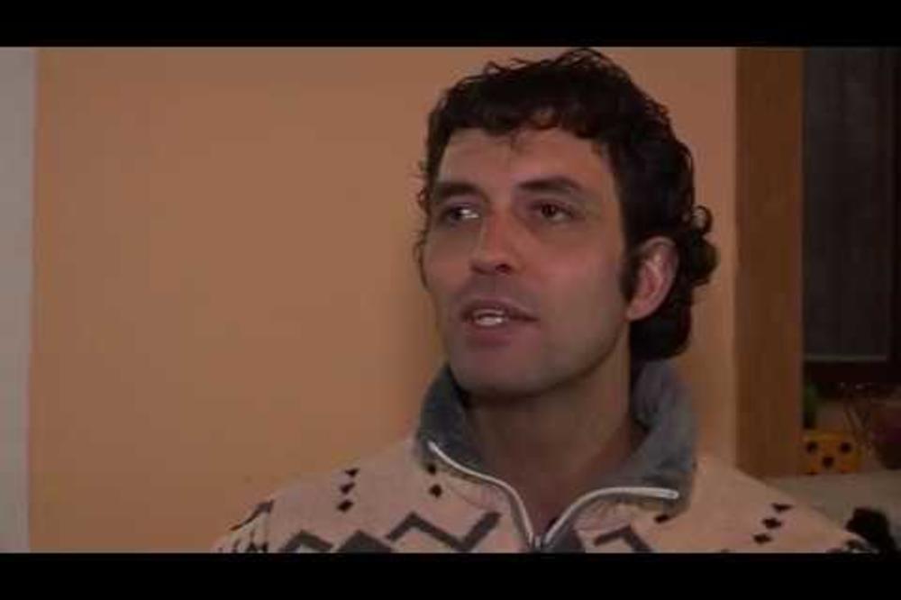 DA SE SMRZNEŠ! MARKO DNK ozbiljno pretio pevačici, OBEZBEĐENJE osmah reagovalo: Zaklaću te, a tvoje stvari ću baciti u bazen!