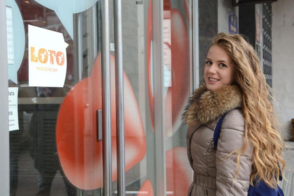 ODIGRALA SAM LOTO NA SVOJ 27. ROĐENDAN! PREMIJA JE PREKO 3 MILIONA EVRA! Prvo sam se osigurala, a onda napravila dobru računicu! (VIDEO)