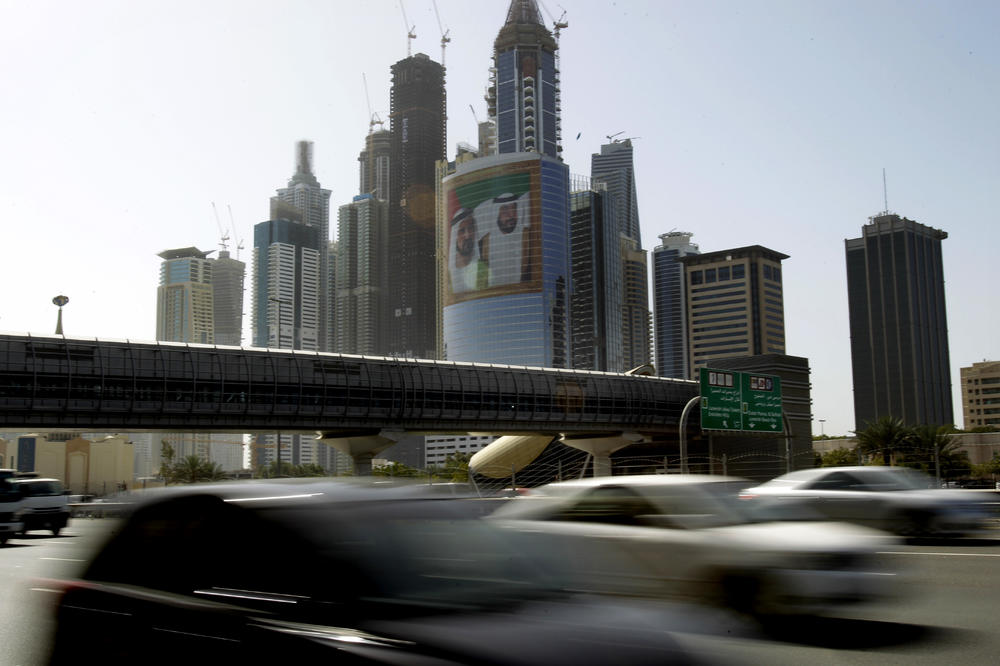 U DUBAIJU NUDE 220.000 EVRA GODIŠNJE za posao za koji vam nisu potrebne nikakve kvalifikacije!