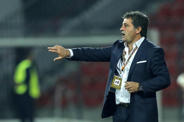 ALBANCI DOŠLI PO POBEDU! Trener Skenderbega pominjao Fljamurtari pred utakmicu sa Partizanom! (FOTO)