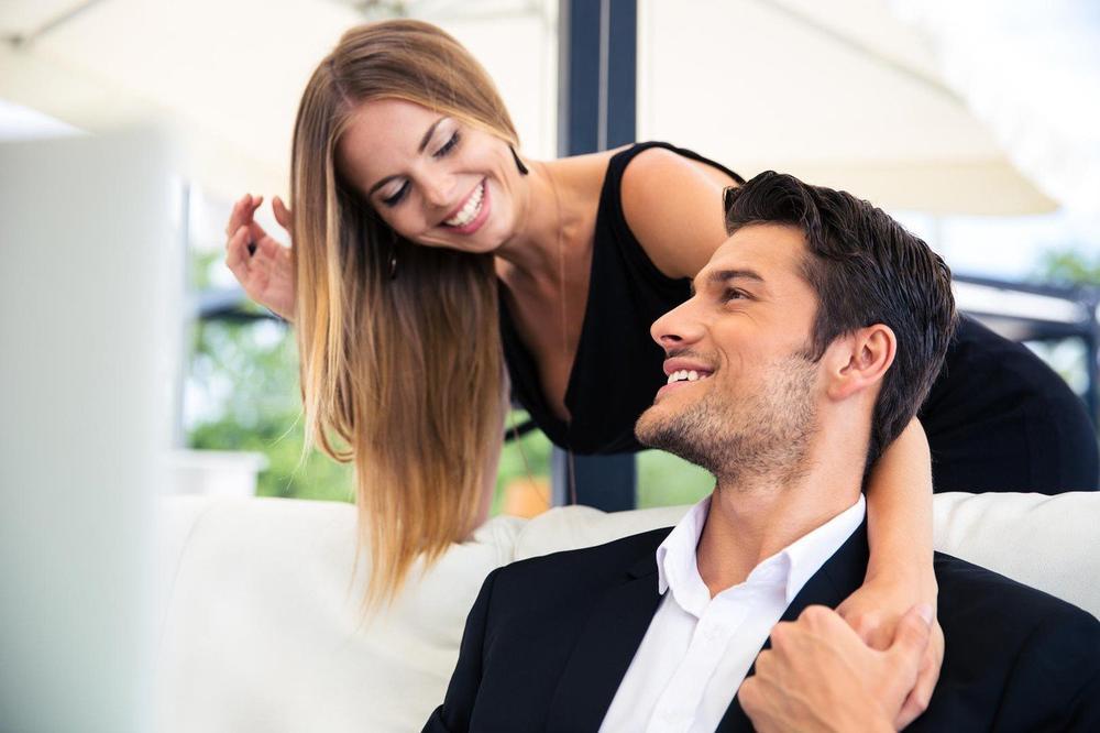 Ovu odeću NIKAKO ne smete nositi na posao: Niko vas neće shvatiti OZBILJNO!