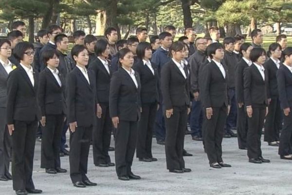 NE ZNA SE KOJA JE BOLJA I LEPŠA! Ovo je ŽENSKI policijski odred koji će čuvati Melaniju!