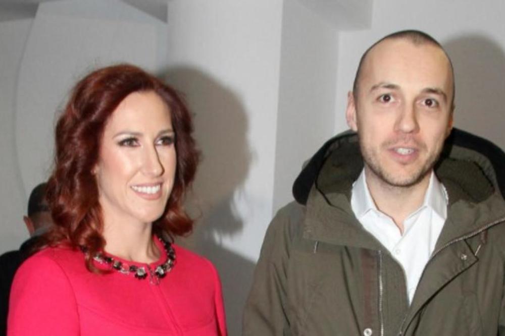 BANE MOJIĆEVIĆ NAPUSTIO SUPRUGU PRE 2 MESECA: Komšije otkrile istinu o razvodu, a evo šta je razlog!