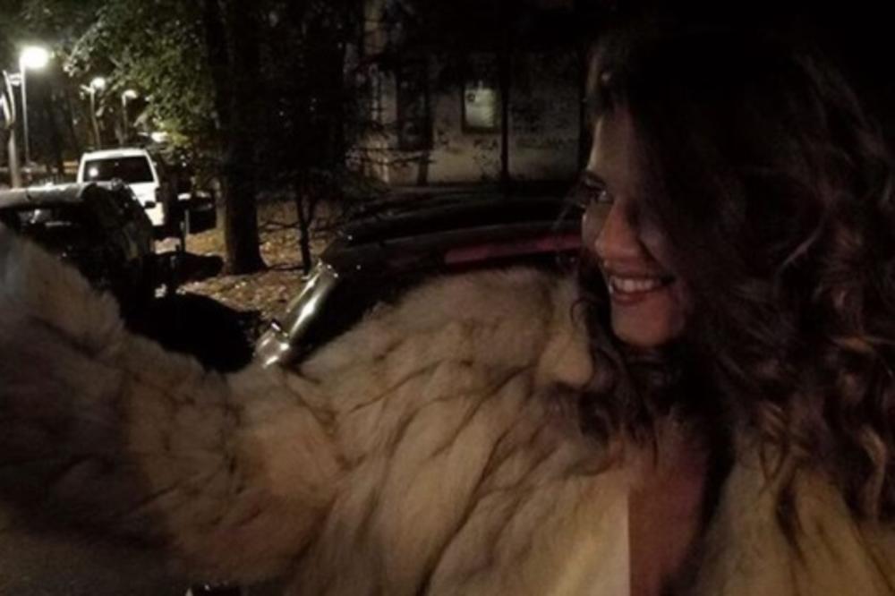 MUŠKARCIMA JE STALO SRCE! Skinula se Kija Kockar, fotke procurile na društvene mreže! (18+)