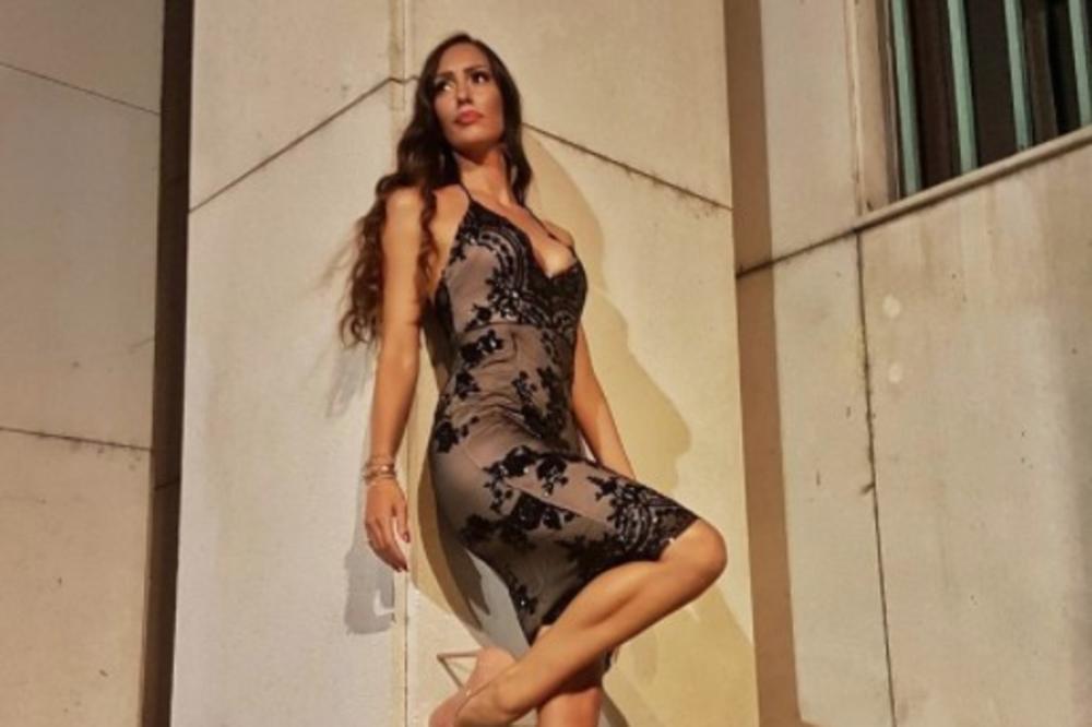 ONA JE NAJOBRAZOVANIJA DAMA NAŠE ESTRADE: Uskoro postaje DOKTOR NAUKA, a na izgledu joj svi zavide! (FOTO)