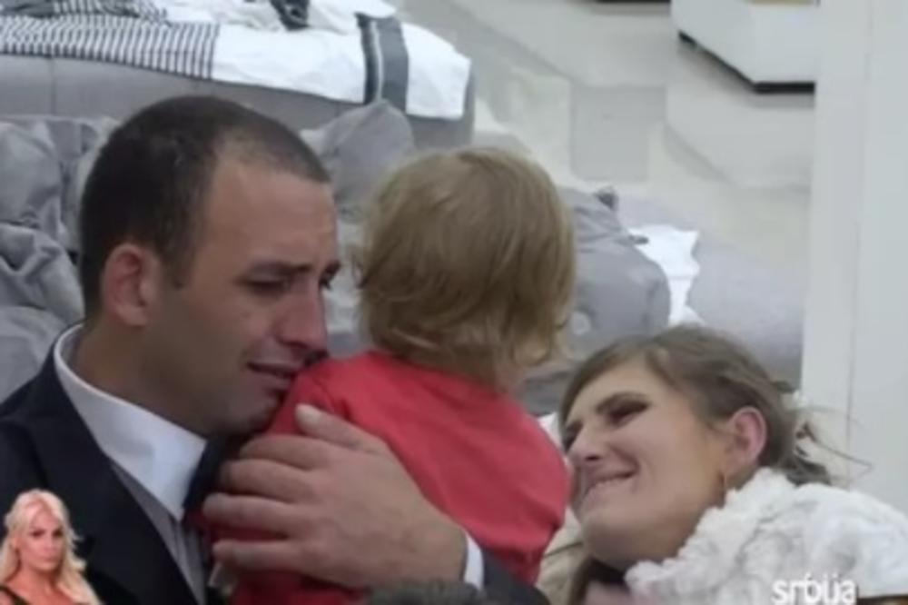 NAPOKON NEŠTO LEPO I U ZADRUZI! Ovo je najemotivnija SCENA ikada: Pogledajte kako je izgledao DIRLJIV susret Divne i Marka sa ćerkom!