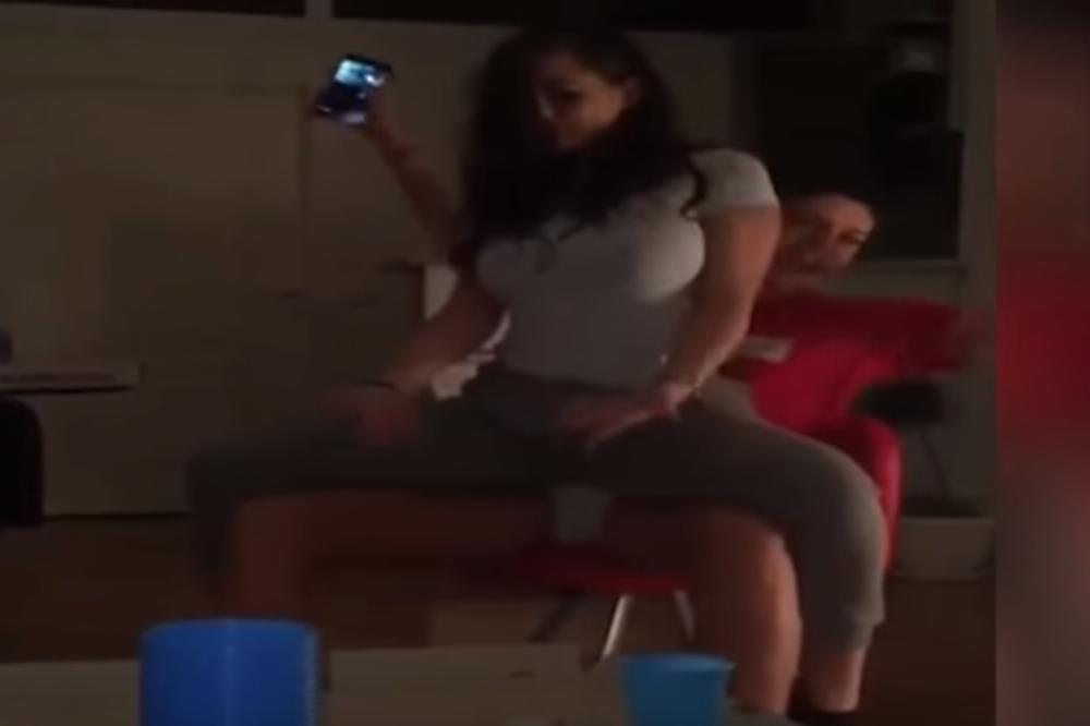 ISPLIVALI EKSPLICITNI SNIMCI! Sada ne pričaju, ali pogledajte šta su radile u mraku u SOBI: Prljavi ples, vatačina, perver*ije (VIDEO 18+)