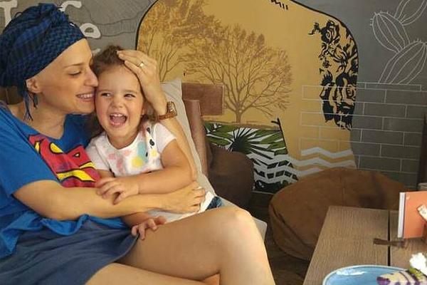 LJUDINE SA SRCEM DO NEBA: Srpski i hrvatski vaterpolisti igraju za Nastasju!