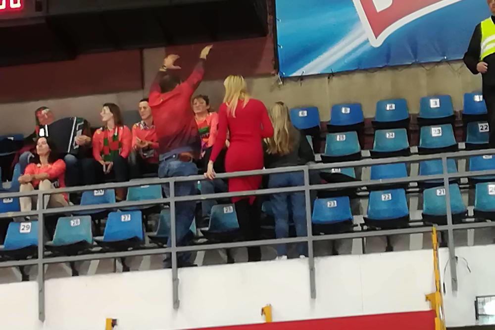 E, ovo su pravi Migovi! Zbog ove dve prepucane Ruskinje je u Pioniru vrelija atmosfera nego na Derbiju! (VIDEO) (FOTO)