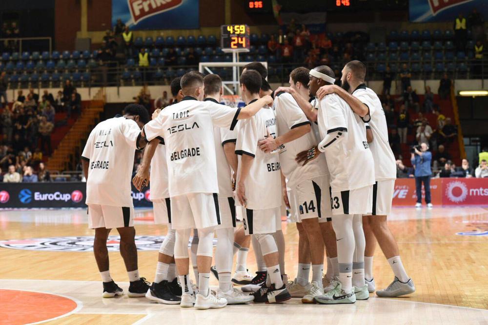 PRAZNIK KOŠARKE: Zbog Partizana dvorana u Novom Pazaru PREPUNA! (VIDEO)