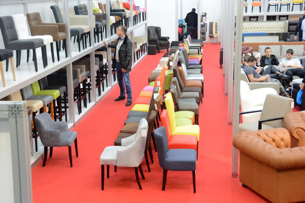 U ponudi imaju sve od igle do lokomotive - Ovo je detaljan cenovnik novog poljskog lanca koji stiže u Srbiju!