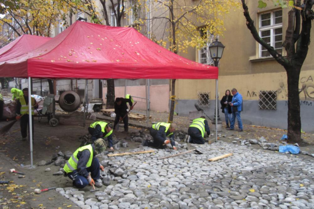 BEOGRAĐANI, ODAHNITE! Kaldrma se vraća u Skadarliju! (FOTO)