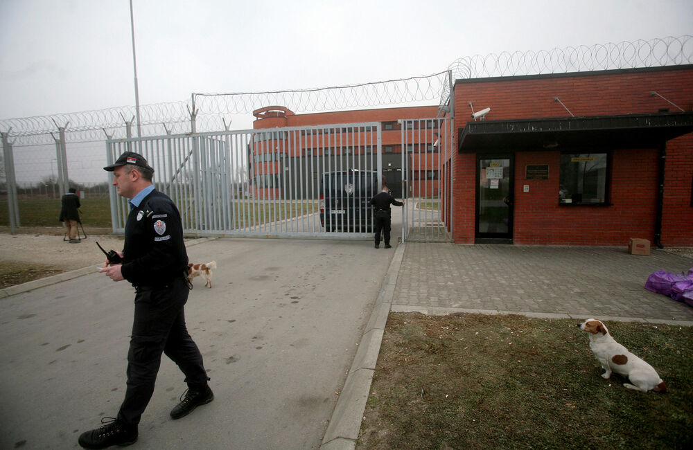 zatvor padinska skela