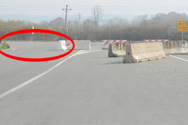 NA OVOM MESTU UPRAVO SU POGINULE DVE OSOBE! Ginuće ih još ako neko hitno ne uradi svoj posao! (FOTO)