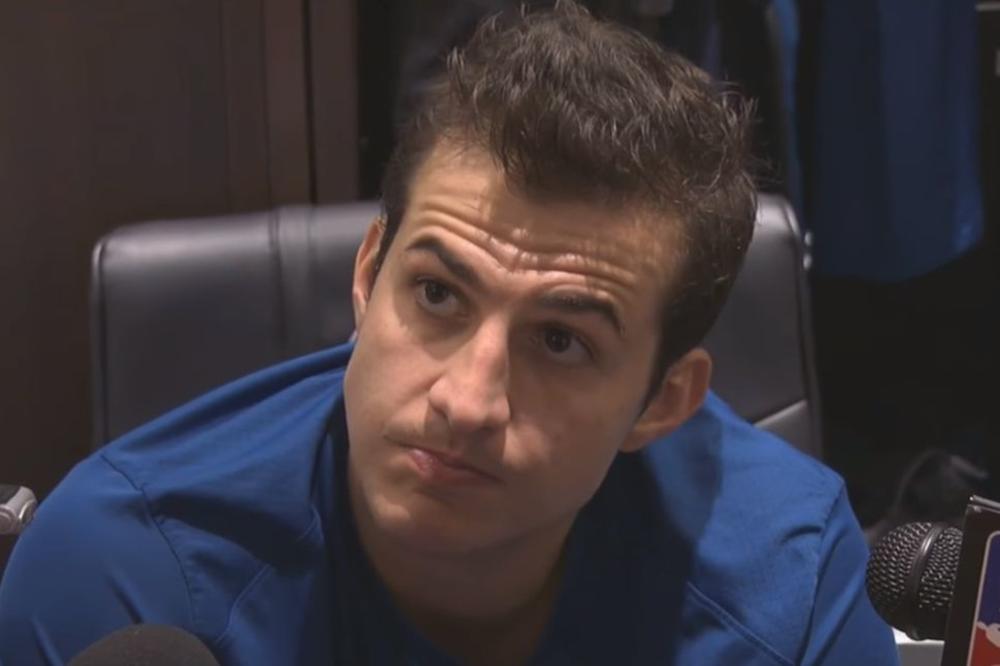 PAKLEN JE, BRE: Beli skroman i tih, iako je on prekinuo crni niz Minesote protiv Sparsa, pa je zato morao da reaguje saigrač! (VIDEO)