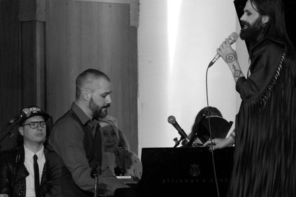 "OVO JE SAMO POČETAK" Poznati estradi muzičar nakon MASOVNIH UBISTAVA U SRBIJI, poručio SAMO JEDNO