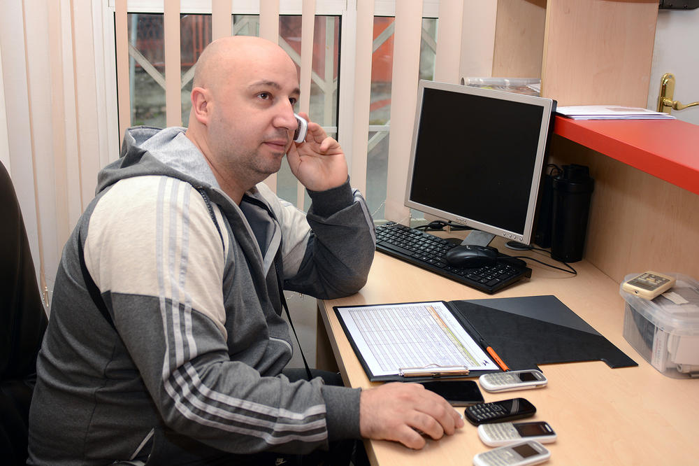 DA MI PROGOVORIMO, POLA BEOGRADA BI SE RAZVELO: Oni voze pijane Beograđane nakon terevenki, A OVO SU NJIHOVE PRIČE (FOTO)