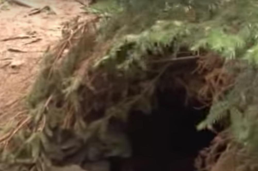 BOSANKA VEĆ GODINAMA ŽIVI POD ZEMLJOM: Ni sa kim ne komunicira, a kad vidi ljude beži u svoj bunker! (VIDEO)