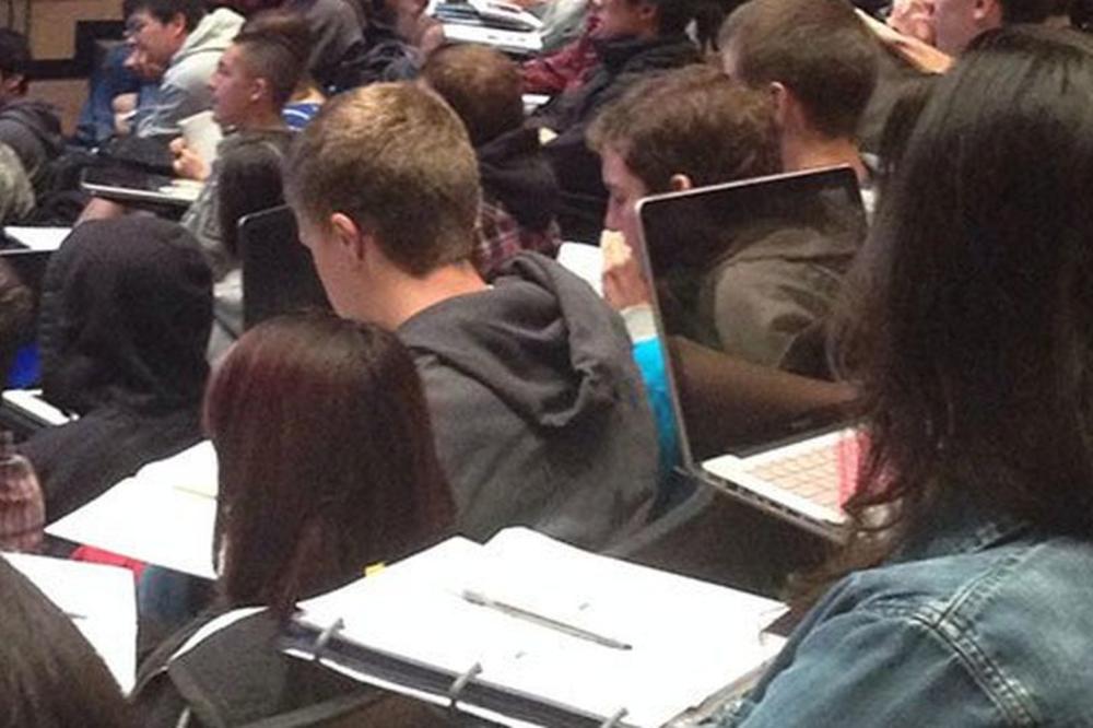 SAMO 2% LJUDI može da vidi šta nije u redu na ovoj fotografiji ZA MANJE OD 30 SEKUNDI! (FOTO)