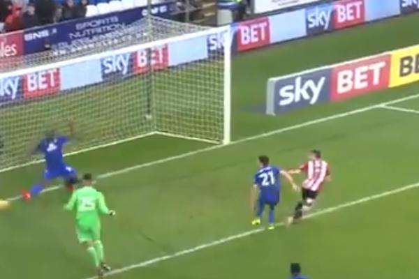 KAD SKINEŠ RIBU, A KAŽE TI DA JE DOBILA! E upravo ovo se desilo fudbaleru Brentforda! (VIDEO)