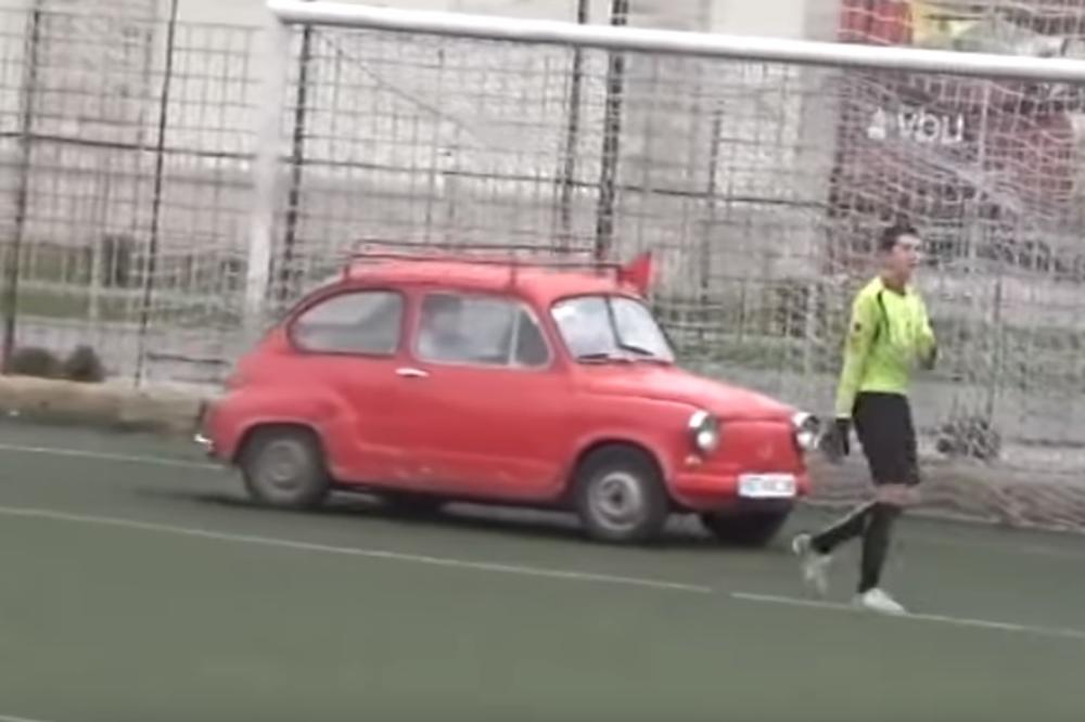 A ko će drugi, nego Crnogorci?! Na Cetinju imaju svoj princip postavljanja korner zastavica! (VIDEO)