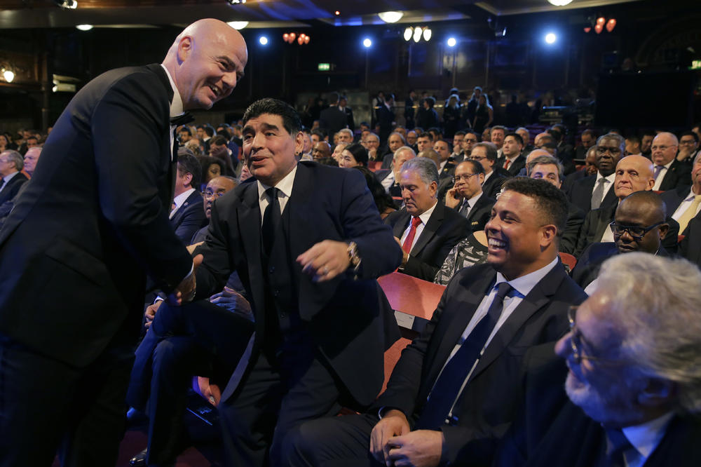 Da li će on biti tajni adut Srbije na žrebu za Mundijal? Neka nam njegova ruka donese sreću!