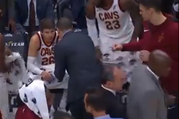 Koliko si nebitan od 0 do Ante Žižić u Kavsima?! Snimak zbog koga Balkan plače od smeha! (VIDEO)