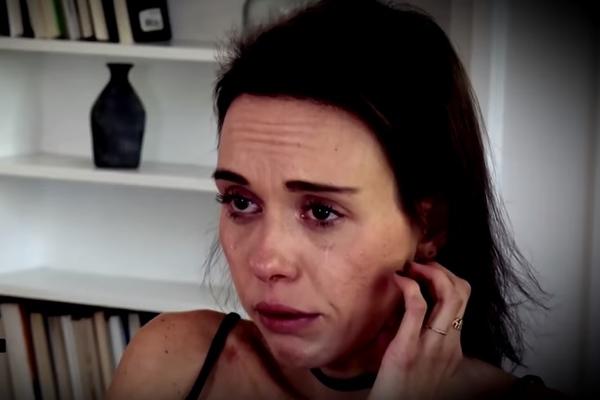 POLA ŽENA, POLA KOSTUR! Ona ima 24 kilograma, a kada čujete razlog, zastaće vam knedla u grlu! (VIDEO)