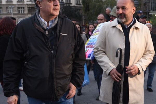 RASULO U POKRETU SLOBODNIH GRAĐANA, Srđan Škoro PODNEO OSTAVKU: Bračni par Janković tamo komanduje, ko cinkari taj prolazi!