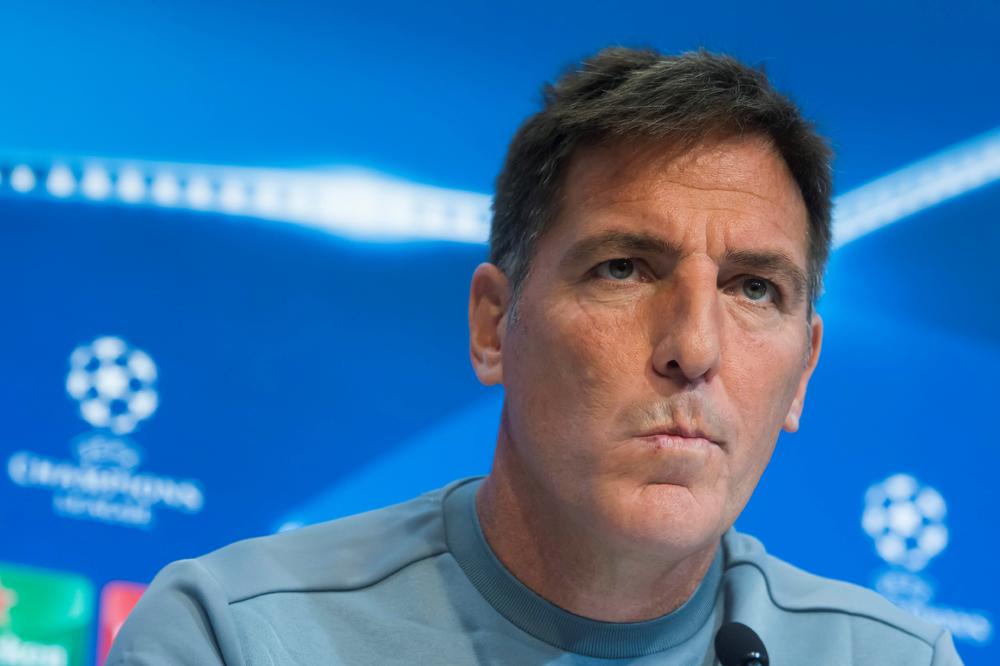 Sevilja otpustila bolesnog trenera! Menja ga legenda Barselone?! (FOTO)