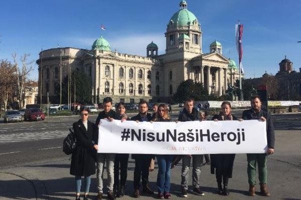 RATNI ZLOČINCI NISU NAŠI HEROJI: Inicijativa mladih o kazni za Mladića