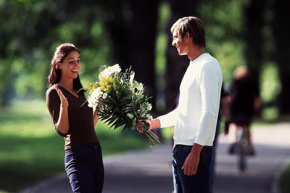 Muškarce očaravaju žene koje znaju ovih 5 stvari! Da li ih znate i vi? (FOTO) (GIF)