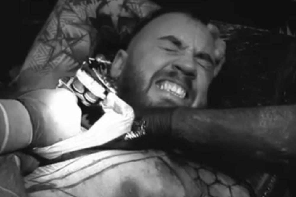 Samo za istinske mazohiste: OVO JE NAJBOLNIJA TETOVAŽA NA SVETU! (FOTO) (VIDEO)