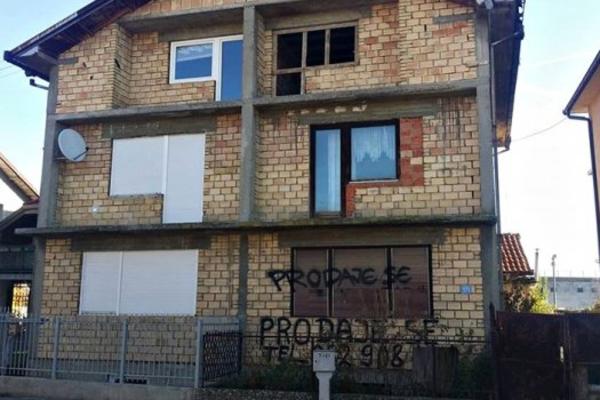 KOLIKO VAM TREBA DA PROVALITE ŠTA JE NA SLICI? Još kad čujete da se radi o 2 brata BOSANCA...(FOTO)