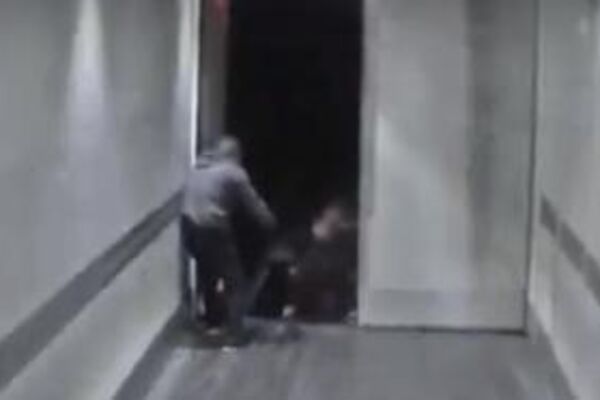 OPLJAČKAN POPULARNI PEVAČ U CENTRU GRADA: Ukrali mu više od POLA MILIONA DINARA